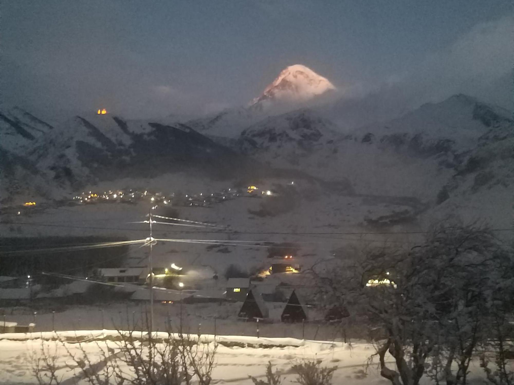 Appartement Emotion Kazbegi Chambre photo