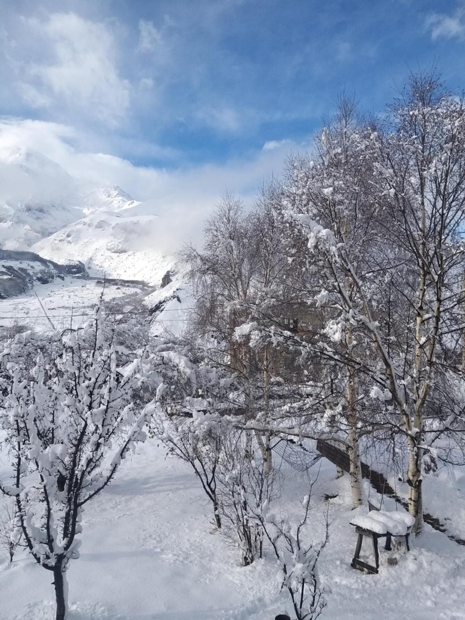 Appartement Emotion Kazbegi Chambre photo